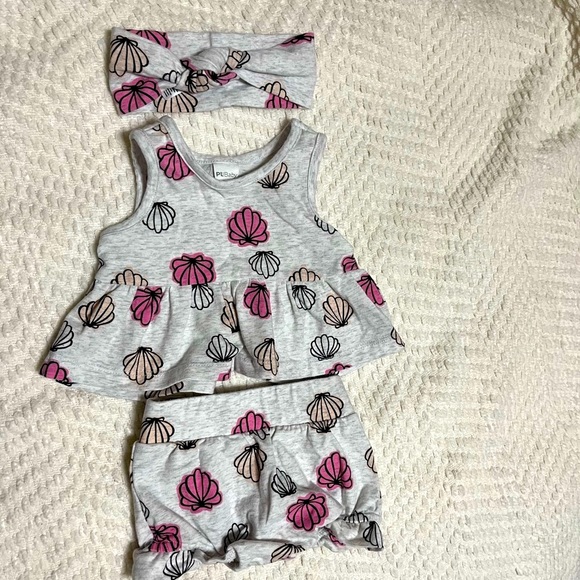 For girls - Picture 1 of 7